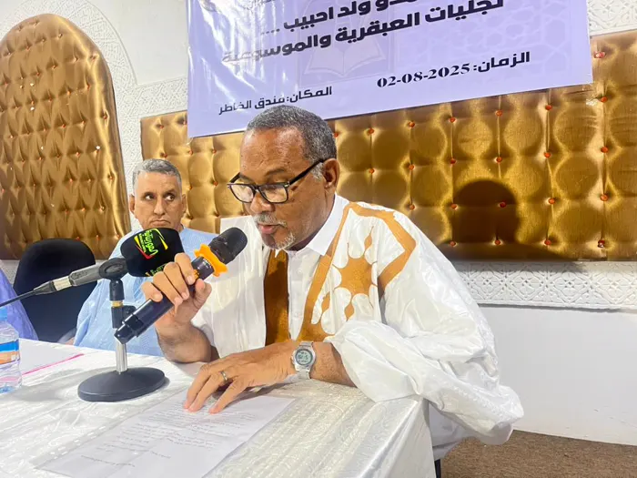 من مداخلات الندوة.